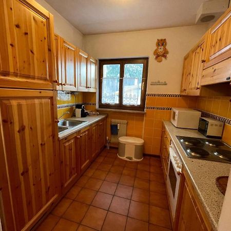 A Casa Dei - Appartamento Колле-Ізарко Екстер'єр фото
