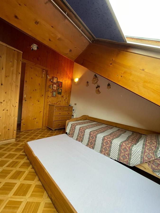 A Casa Dei - Appartamento Колле-Ізарко Екстер'єр фото