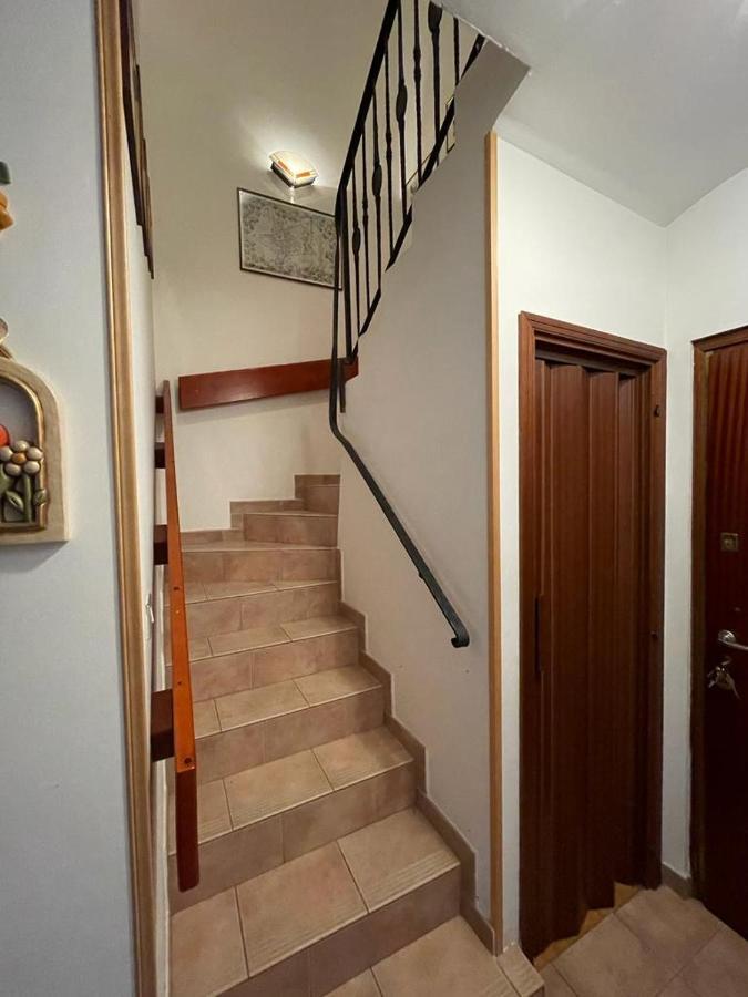A Casa Dei - Appartamento Колле-Ізарко Екстер'єр фото
